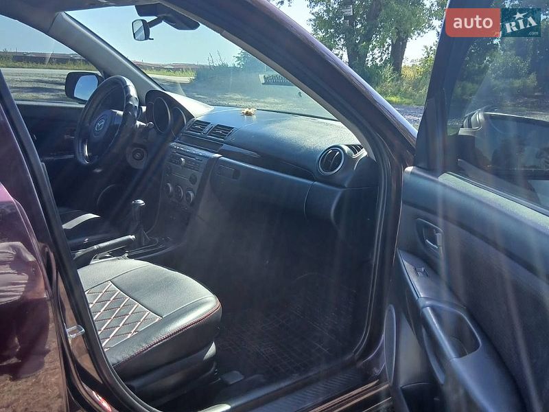 Седан Mazda 3 2007 в Днепре