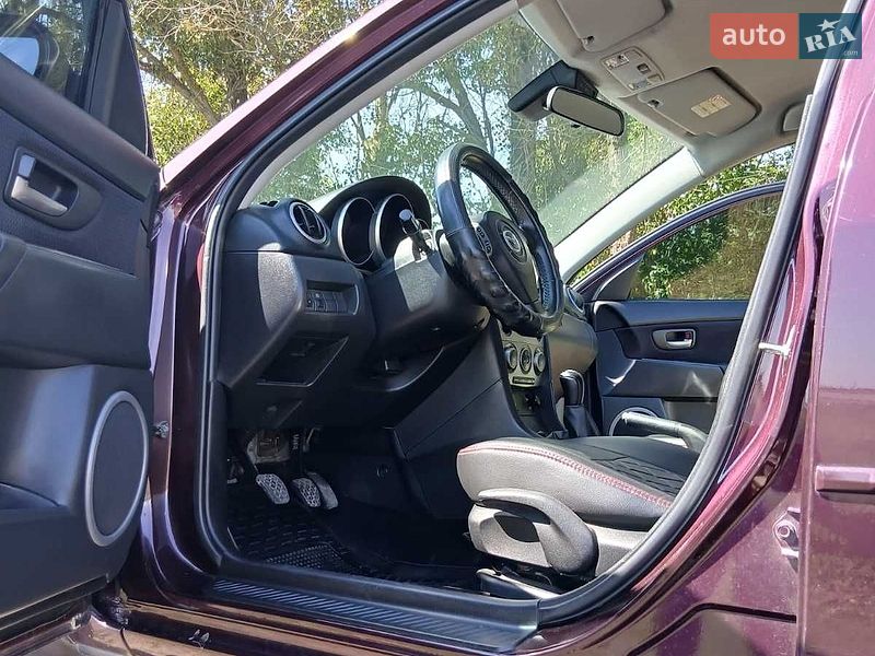 Седан Mazda 3 2007 в Днепре