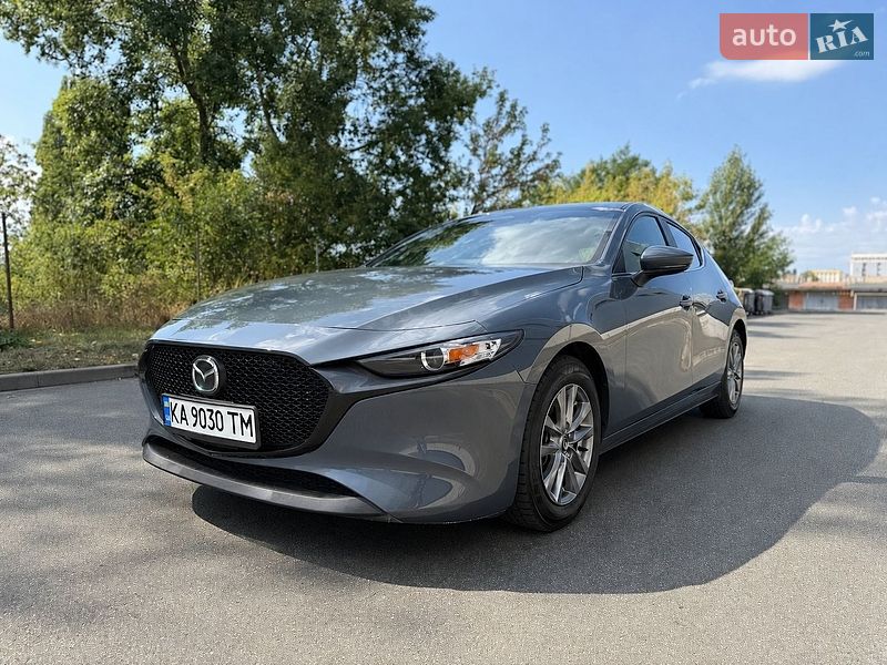 Хэтчбек Mazda 3 2024 в Киеве
