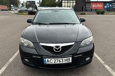 Седан Mazda 3 2006 в Ковелі