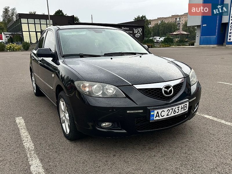 Седан Mazda 3 2006 в Ковелі