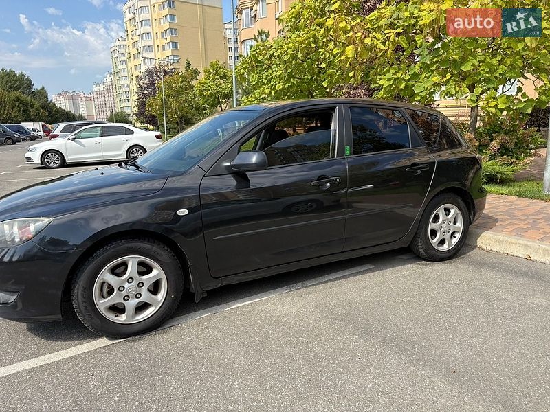 Хэтчбек Mazda 3 2005 в Софиевской Борщаговке