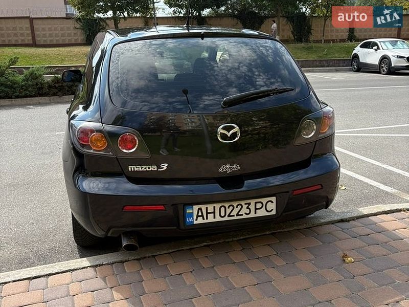 Хэтчбек Mazda 3 2005 в Софиевской Борщаговке