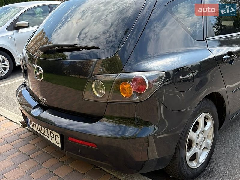 Хэтчбек Mazda 3 2005 в Софиевской Борщаговке
