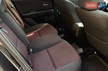 Хэтчбек Mazda 3 2005 в Софиевской Борщаговке