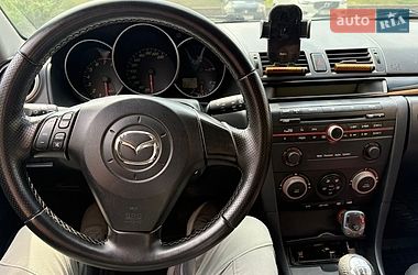 Хэтчбек Mazda 3 2005 в Софиевской Борщаговке