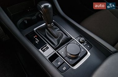 Хэтчбек Mazda 3 2021 в Днепре