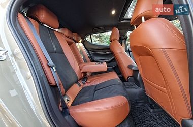 Хэтчбек Mazda 3 2023 в Днепре