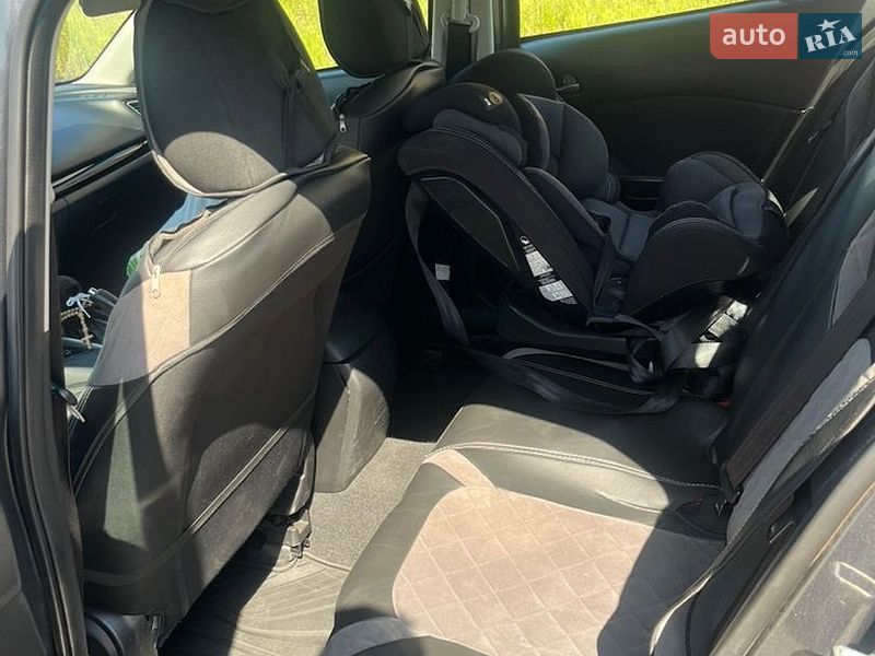 Седан Mazda 3 2013 в Києві