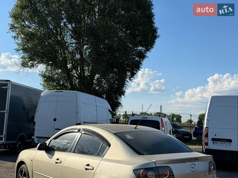 Седан Mazda 3 2006 в Дніпрі