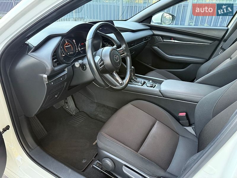 Хетчбек Mazda 3 2021 в Дніпрі