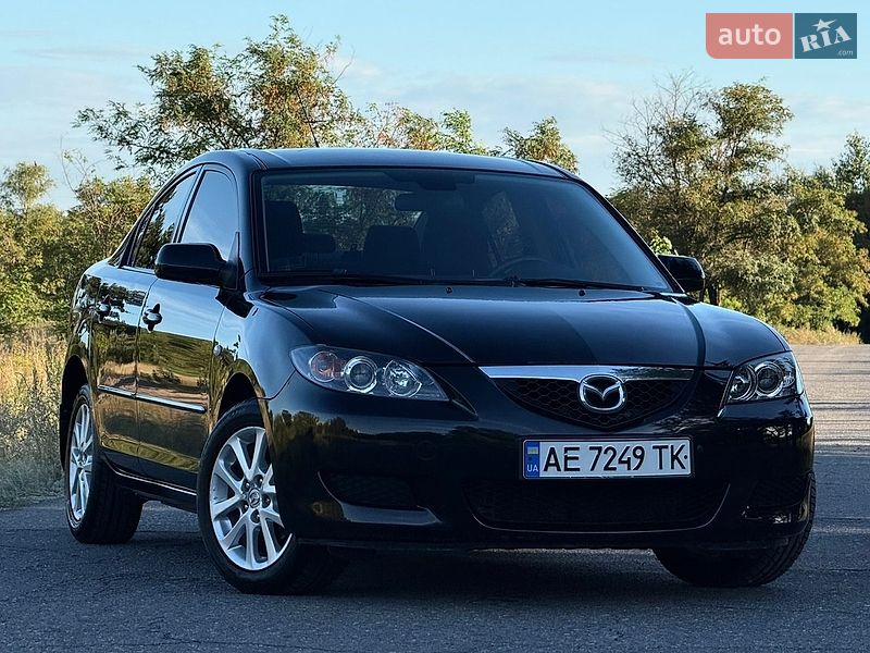Седан Mazda 3 2008 в Днепре
