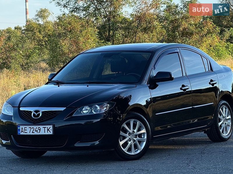 Седан Mazda 3 2008 в Днепре