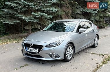 Седан Mazda 3 2015 в Днепре Седан Mazda 3 2015 в Днепре