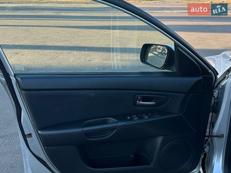 Хетчбек Mazda 3 2006 в Києві