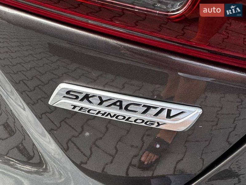 Седан Mazda 3 2017 в Чернівцях фото 22 Седан Mazda 3 2017 в Чернівцях