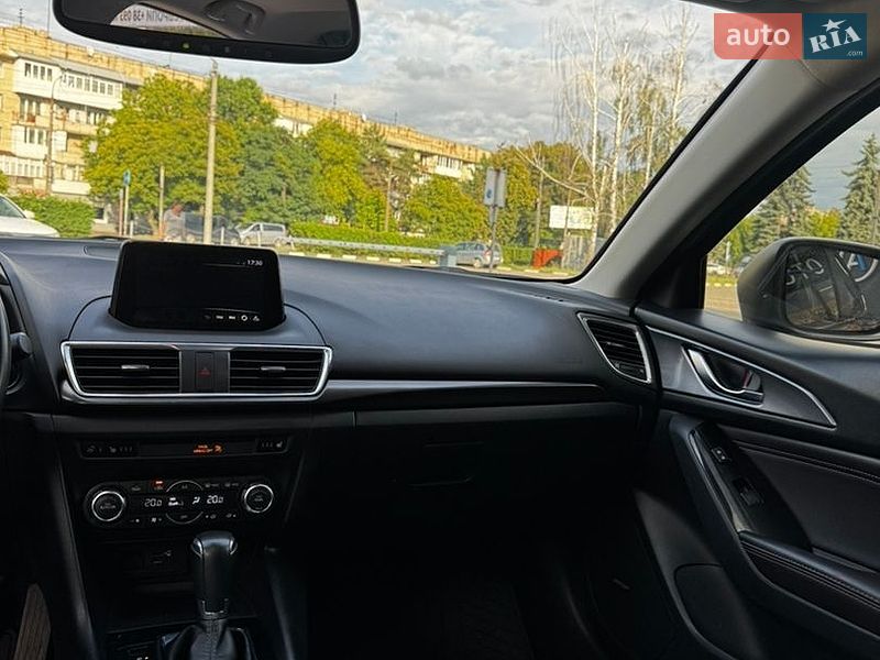 Седан Mazda 3 2017 в Чернівцях фото 38 Седан Mazda 3 2017 в Чернівцях