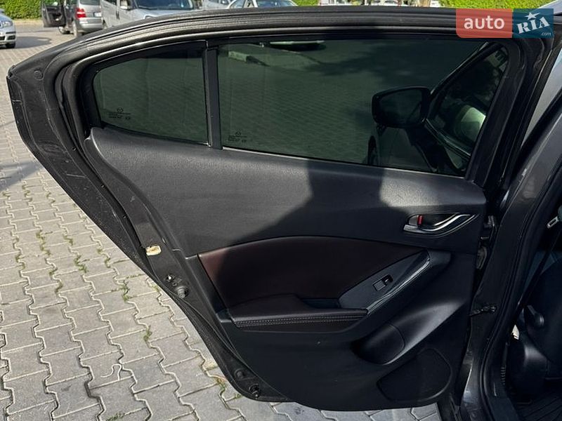 Седан Mazda 3 2017 в Чернівцях фото 42 Седан Mazda 3 2017 в Чернівцях