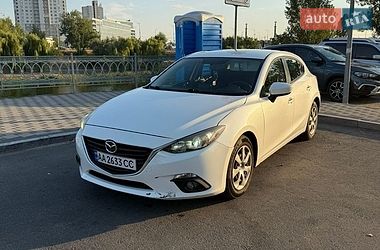 Хэтчбек Mazda 3 2015 в Киеве