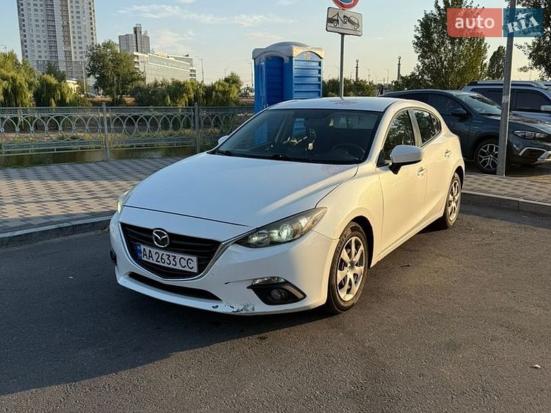 Хетчбек Mazda 3 2015 в Києві