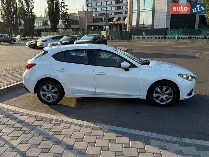 Хетчбек Mazda 3 2015 в Києві