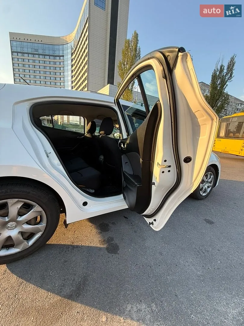 2015 Mazda 3 - мініатюра 11
