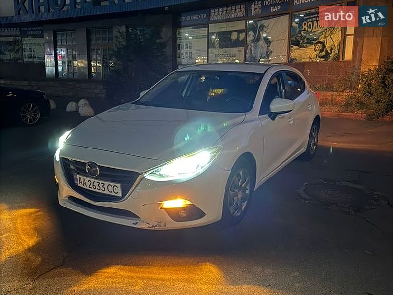 Хетчбек Mazda 3 2015 в Києві