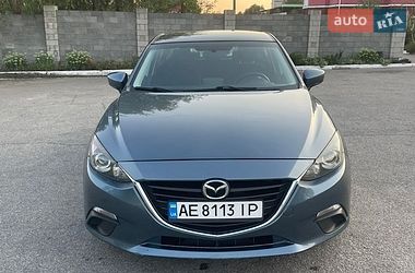 Седан Mazda 3 2015 в Каменском