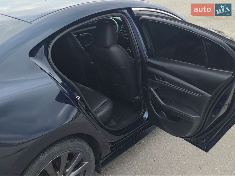 Седан Mazda 3 2021 в Харкові