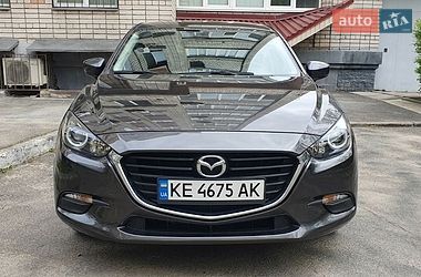 Хэтчбек Mazda 3 2017 в Днепре