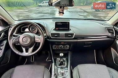 Седан Mazda 3 2014 в Обухові