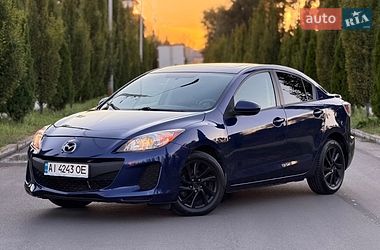Седан Mazda 3 2012 в Киеве