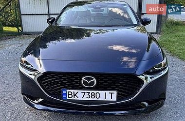 Седан Mazda 3 2021 в Києві
