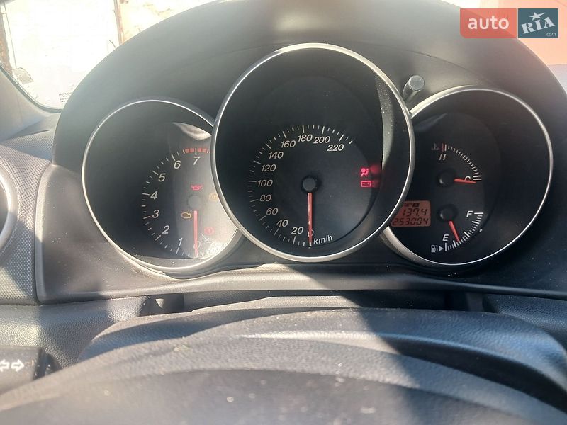 Хэтчбек Mazda 3 2005 в Виннице