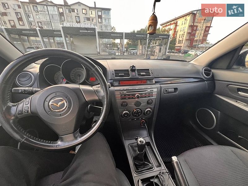Хетчбек Mazda 3 2006 в Києві фото 3 Хетчбек Mazda 3 2006 в Києві