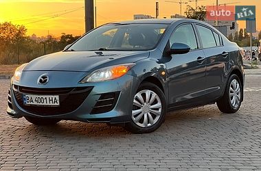 Седан Mazda 3 2010 в Киеве