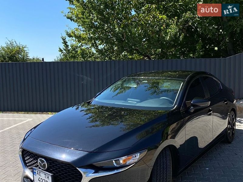 Седан Mazda 3 2023 в Виннице