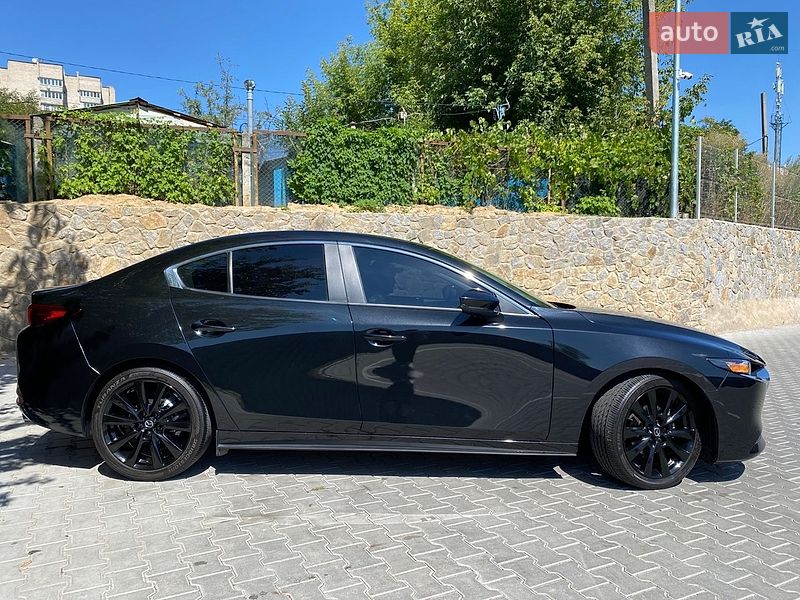 Седан Mazda 3 2023 в Виннице