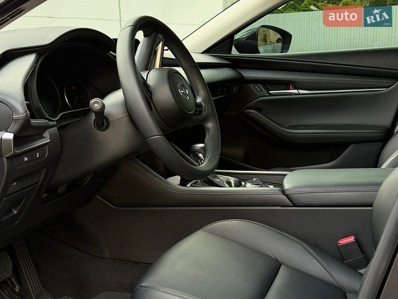 Седан Mazda 3 2025 в Киеве