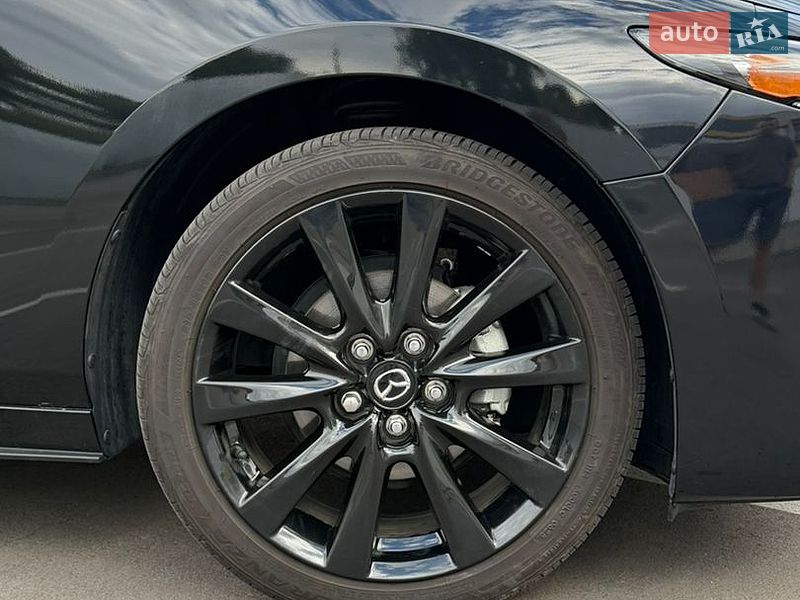 Седан Mazda 3 2025 в Киеве