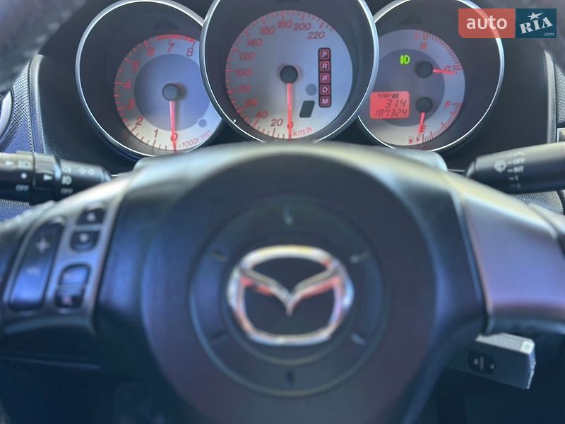 Седан Mazda 3 2006 в Киеве