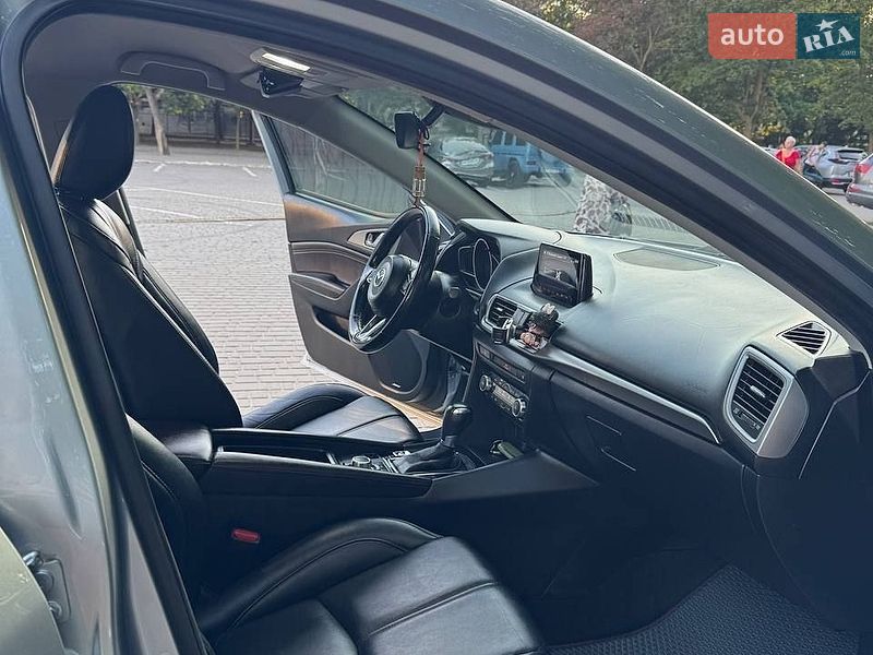 Седан Mazda 3 2017 в Одесі фото 21 Седан Mazda 3 2017 в Одесі