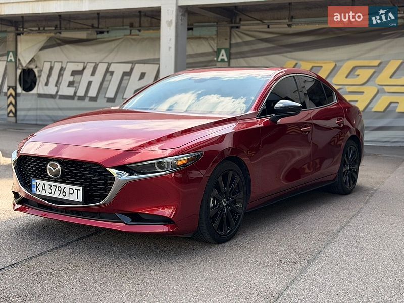 Седан Mazda 3 2021 в Киеве