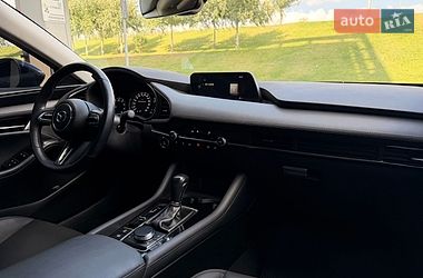 Седан Mazda 3 2021 в Киеве