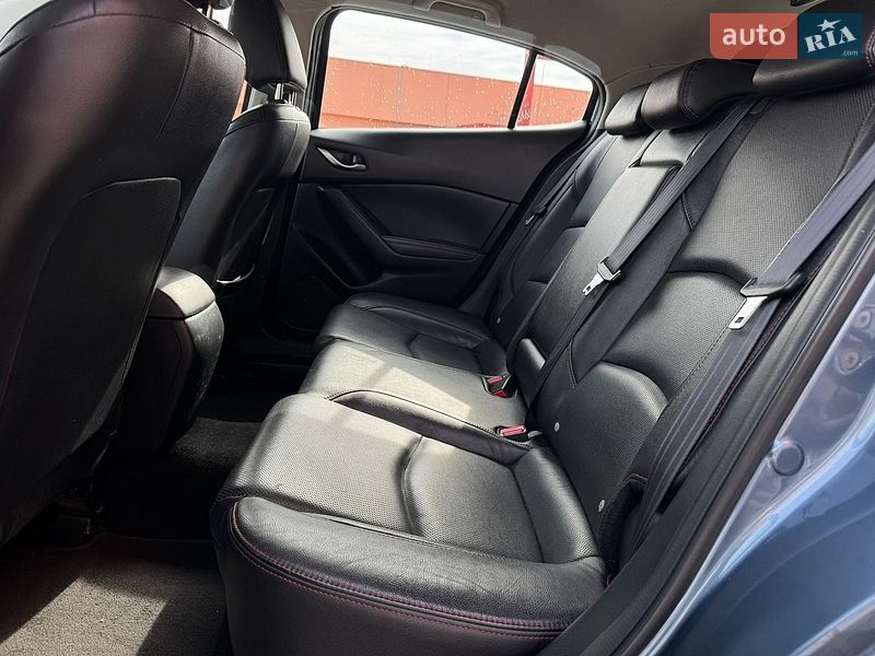 Хетчбек Mazda 3 2016 в Києві