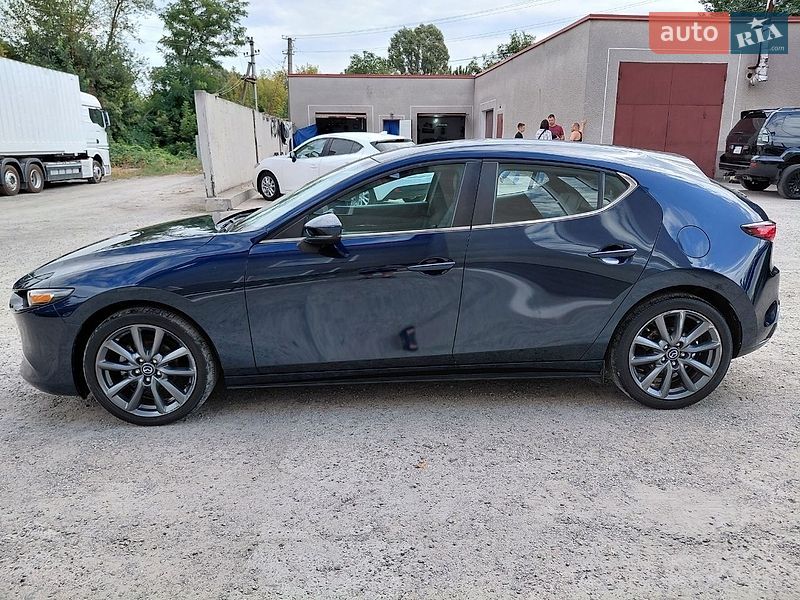 Хетчбек Mazda 3 2023 в Дніпрі
