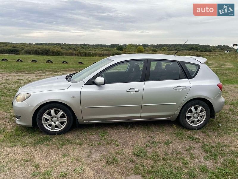 Хетчбек Mazda 3 2004 в Рівному