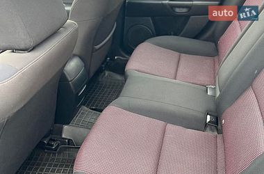 Хетчбек Mazda 3 2004 в Рівному