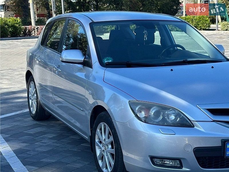Хэтчбек Mazda 3 2008 в Виннице