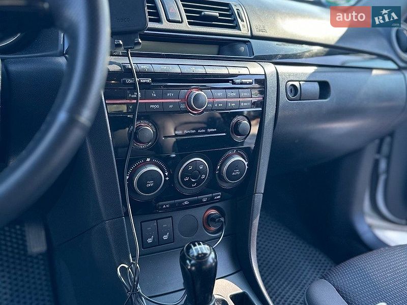 Хэтчбек Mazda 3 2008 в Виннице